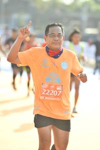 BIB: 26671, 25908, 095, 28643
                            <button type="button" onclick="openModal(10646656)" class="btn btn-primary btn-sm float-right btn-popup" data-toggle="modal" data-target=".modal-high-quality">
                        <i class="fas fa-shopping-cart"></i> Add to Cart
                    </button>
                                            <button type="button" onclick="isThisMe(10646656, true)" class="btn btn-success btn-sm float-right btn-popup btn-isme hidden" data-toggle="tooltip" data-placement="bottom" title="นี่คือรูปของคุณใช่ไหม คลิกที่นี่เพื่อเอาเข้าอัลบั้ม">
                        <i class="fas fa-plus"></i> Add to album
                    </button>
                    <button type="button" onclick="isThisMe(10646656, false)" class="btn btn-warning btn-sm float-right btn-popup btn-isnotme hidden">
                        <i class="fas fa-ban"></i> Remove from album
                    </button>